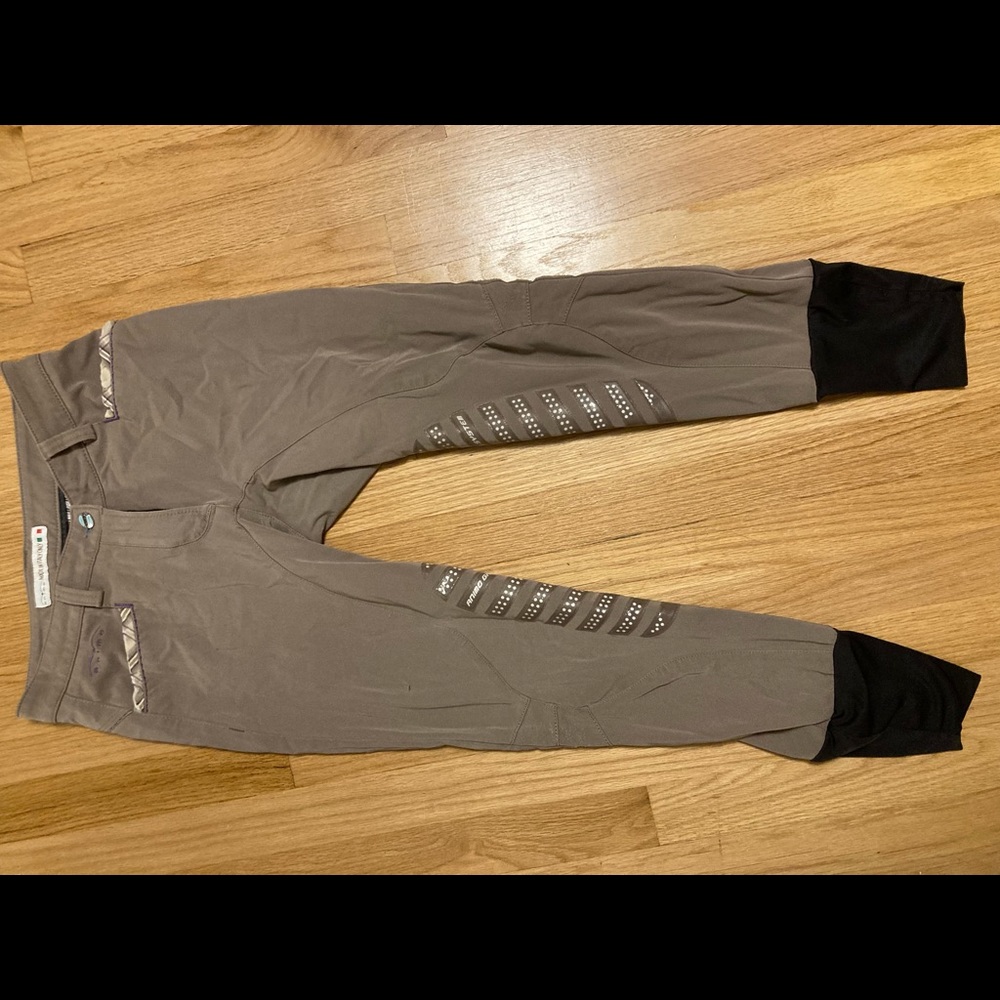 Animo Ladies breeches with boot sock